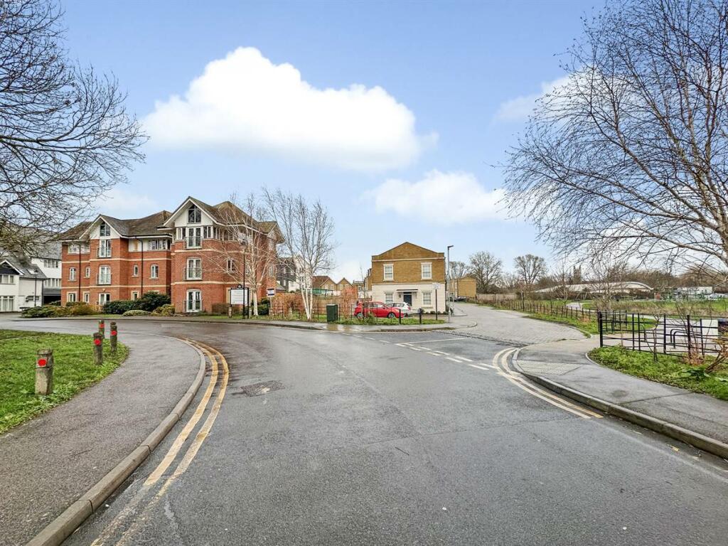 Additional image 14 of Stonebridge Road, Canterbury