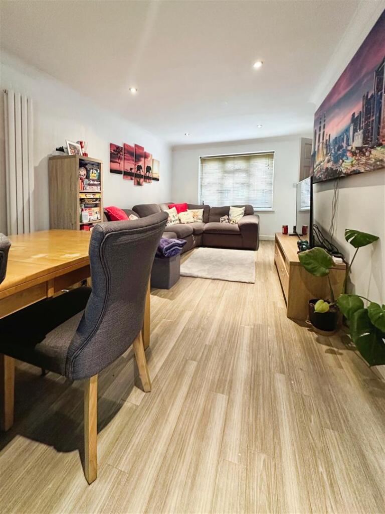 Additional image 5 of Henley Road, Leamington Spa