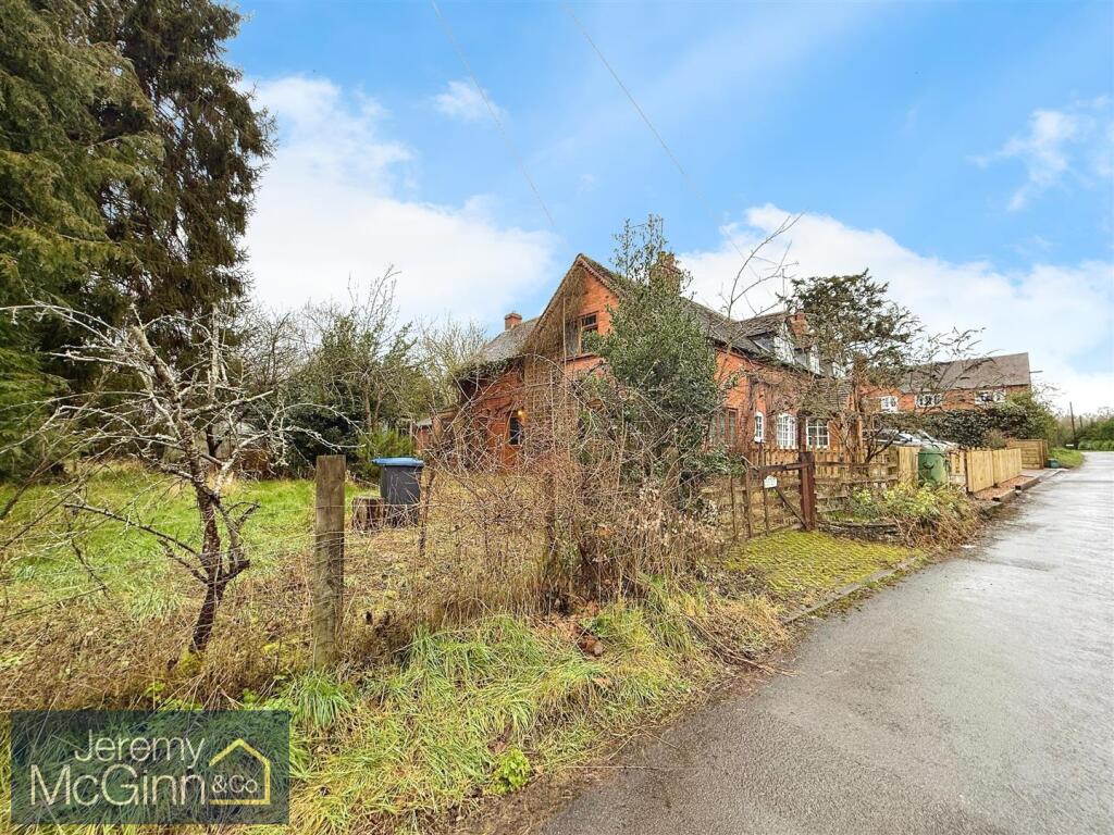 Additional image 18 of Old Snitterfield Road, Stratford-Upon-Avon