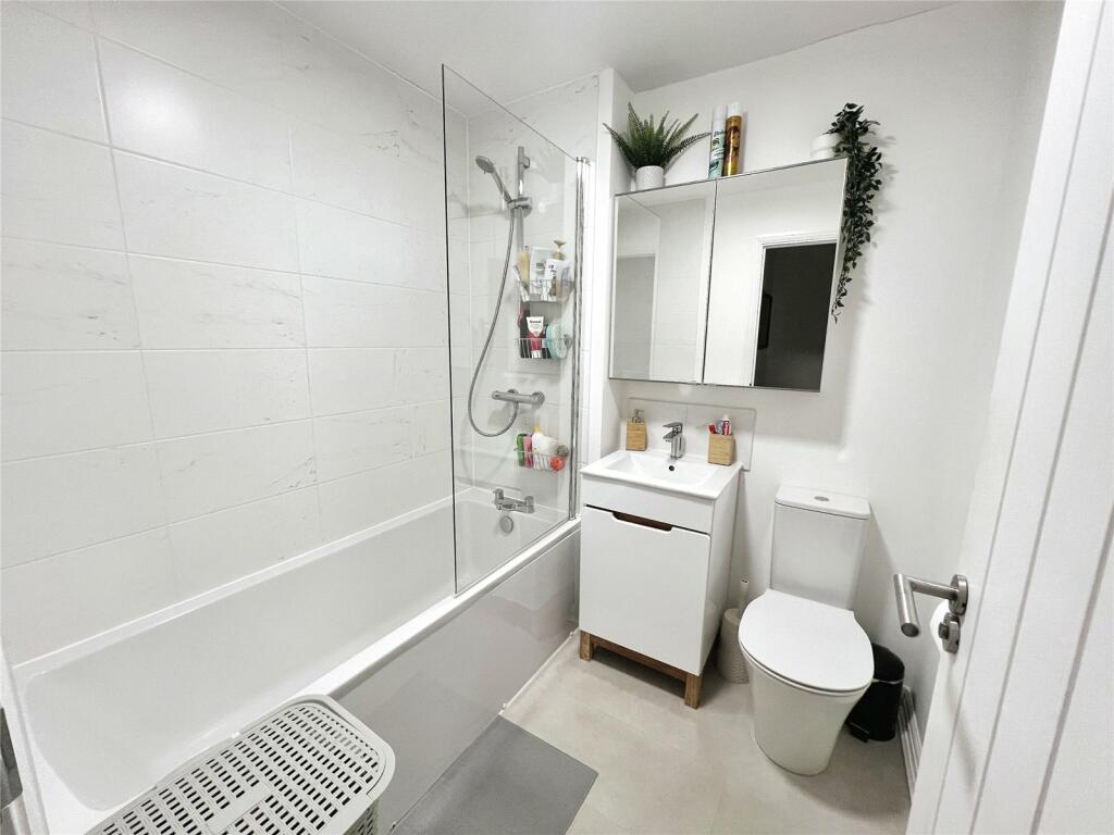 Additional image 10 of Parliament Drive, Nuneaton, Warwickshire, CV11