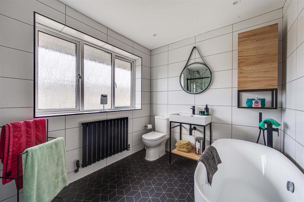 Additional image 21 of Berkshire Drive, Congleton