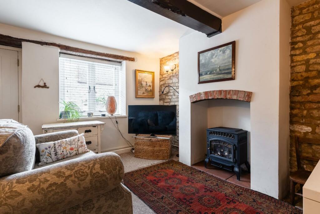 Additional image 2 of Binswood End, Harbury, Leamington Spa