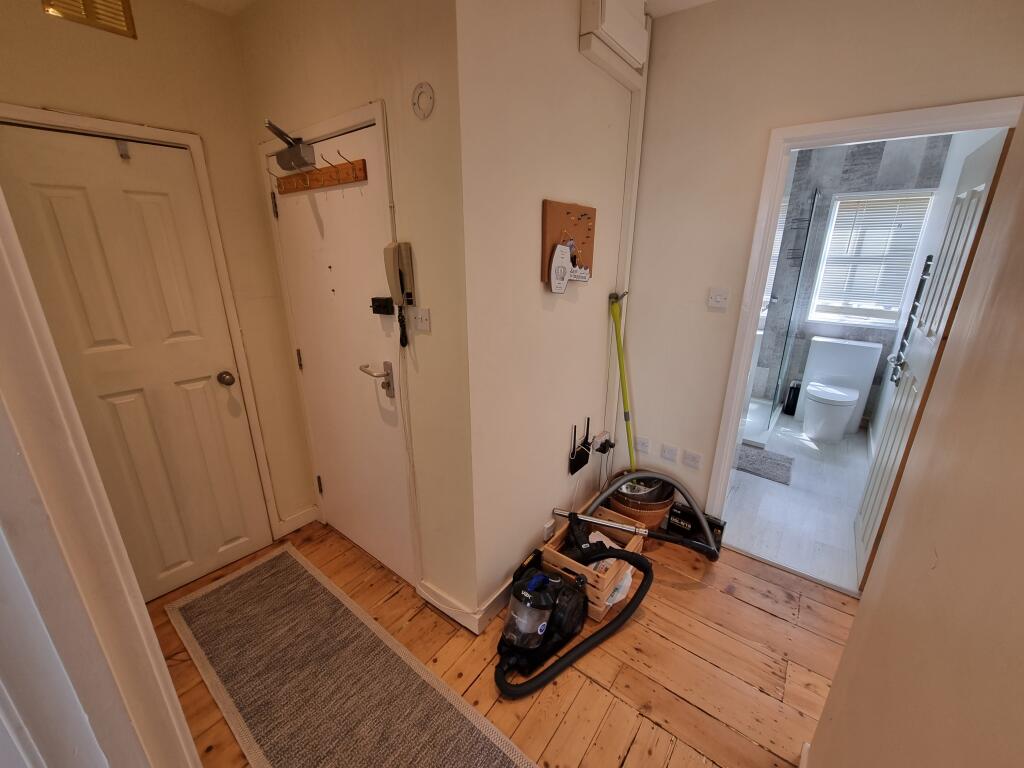 Additional image 8 of Flat 8, Birkland House, 37 Portland Street, Leamington Spa