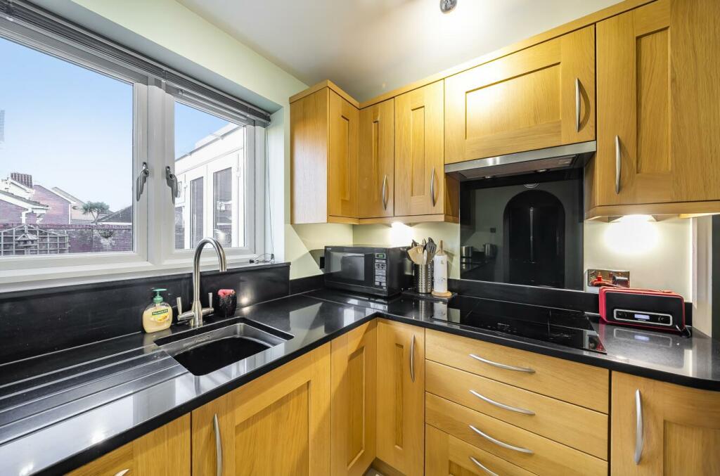 Additional image 6 of Braids Close, Rugby, CV21