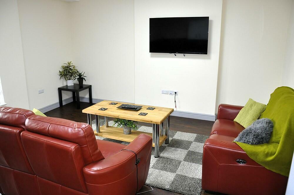 Additional image 5 of Room 3 - Students 2025/26 - DE1