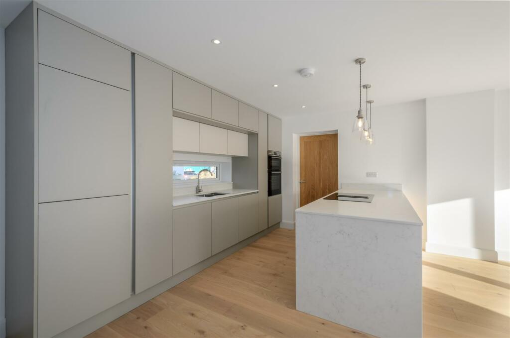 Additional image 7 of Meadow View, Higham Lane, Stoke Golding.