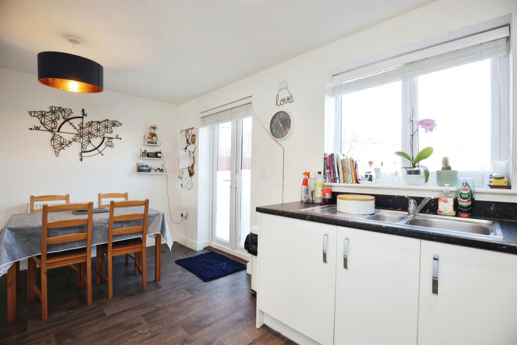 Additional image 6 of Blenheim Close, Southam