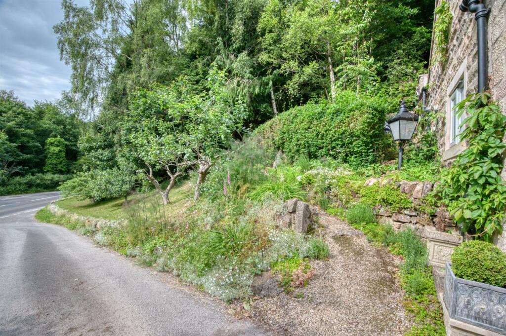 Additional image 14 of Eagle Tor, Birchover, Matlock