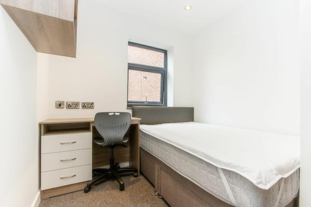 Additional image 2 of Vecqueray Steet