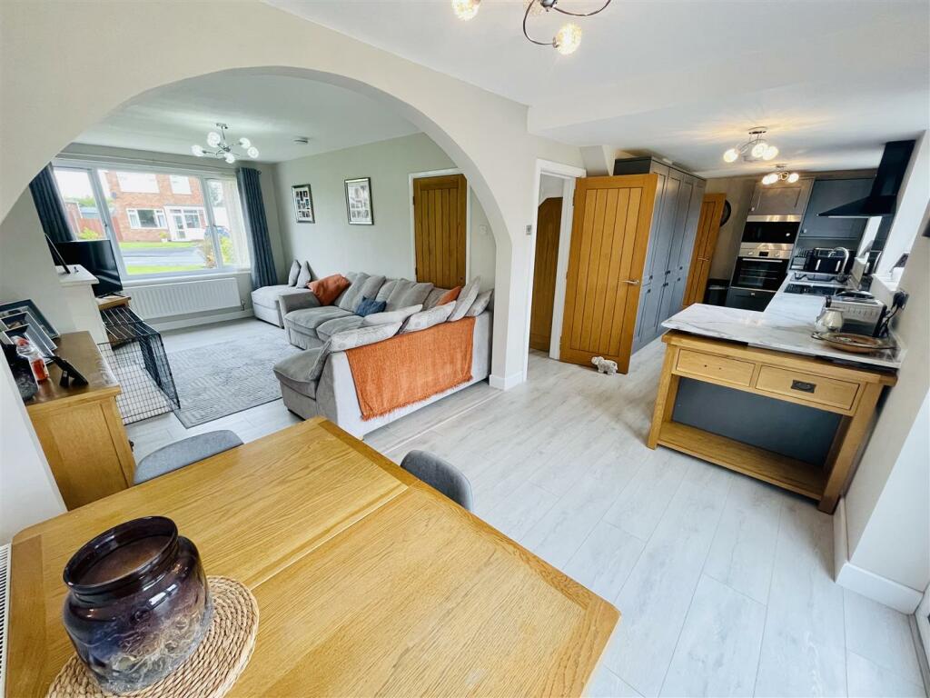 Additional image 4 of Yew Tree Drive, Barnton, Northwich