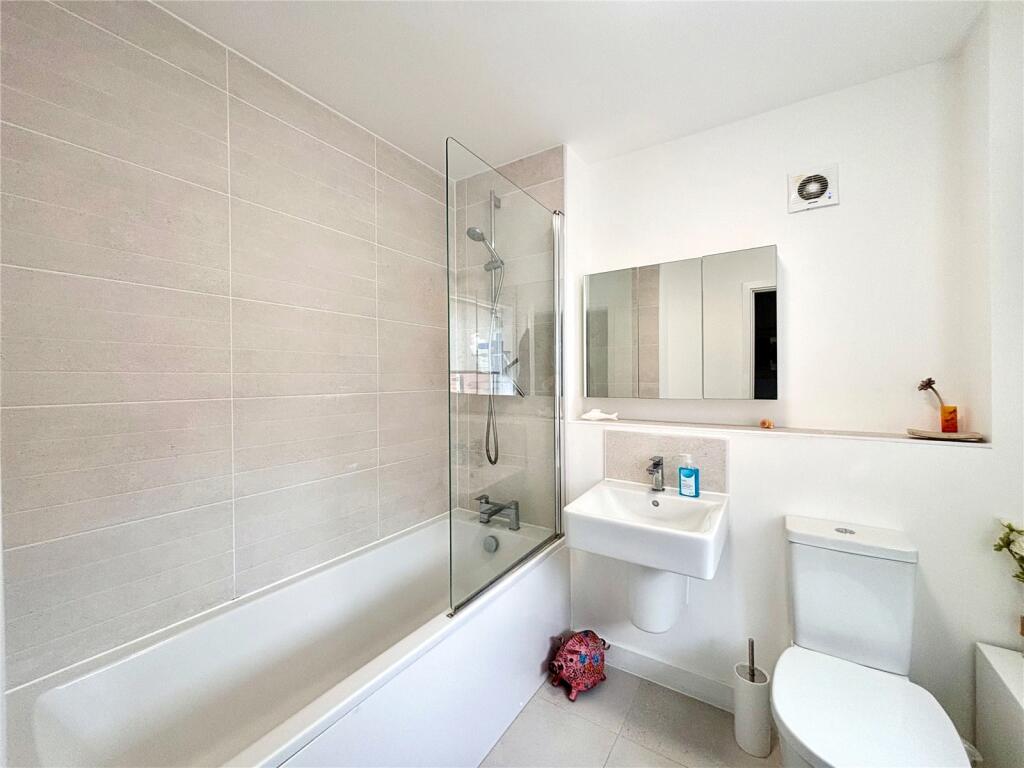 Additional image 8 of Barnett Drive, Hampton Magna, Warwick, Warwickshire, CV35