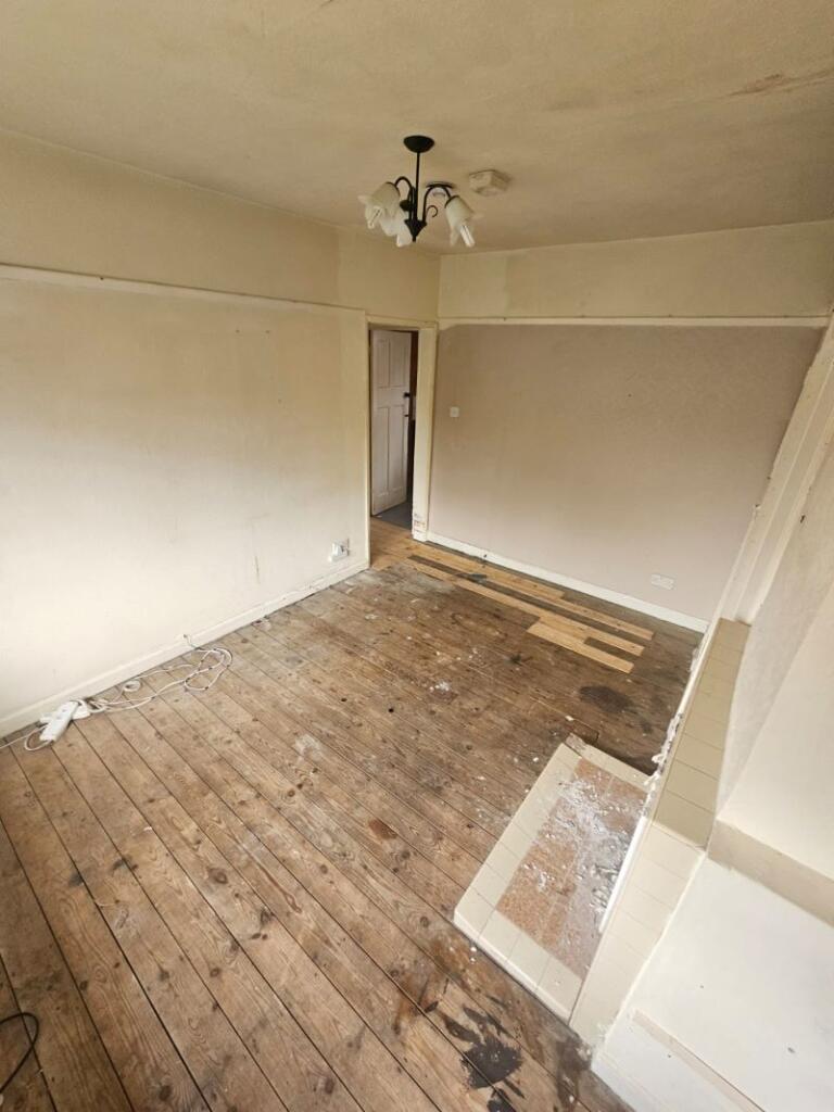 Additional image 4 of 187 Iron Mill Lane, Crayford, Dartford, Kent, DA1 4PF