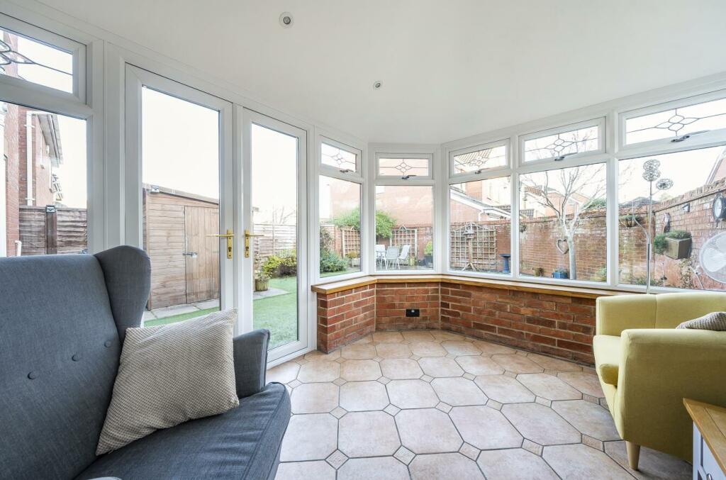 Additional image 8 of Braids Close, Rugby, CV21