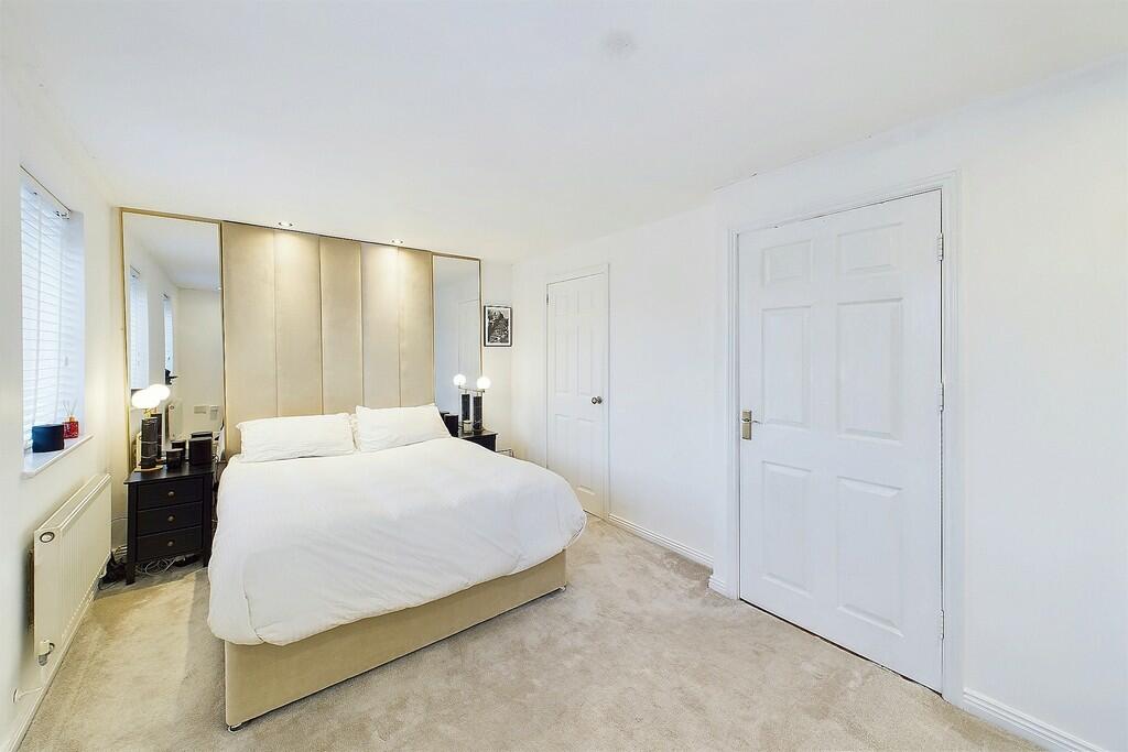 Additional image 10 of Costard Avenue, Warwick