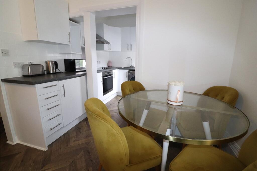 Additional image 6 of Park Crescent, Erith, DA8