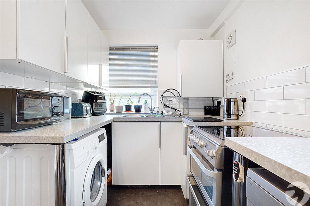 Additional image 26 of Fountain Walk, Northfleet, Gravesend, Kent, DA11