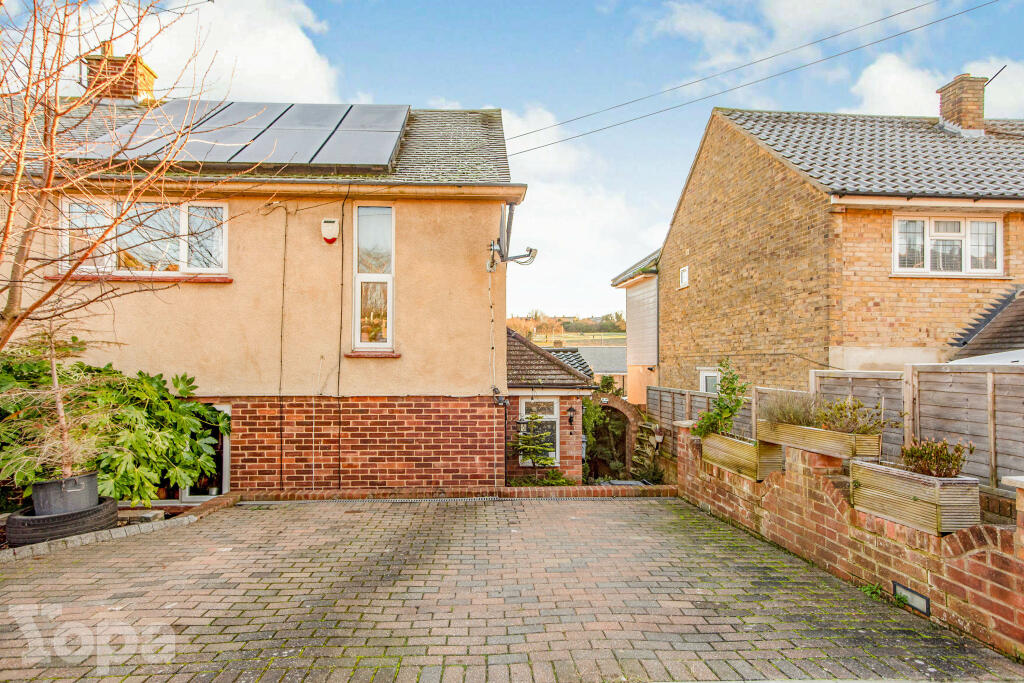 Additional image 22 of Stanley Crescent, Gravesend, DA12