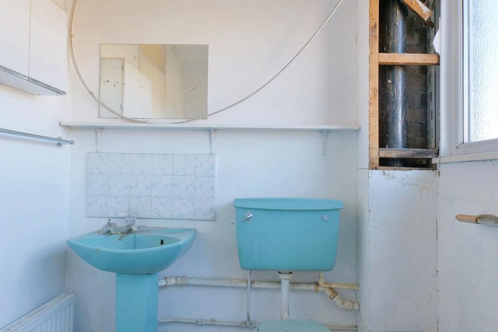 Additional image 16 of 35 Waterside, Crayford, Dartford, Kent, DA1 4JD