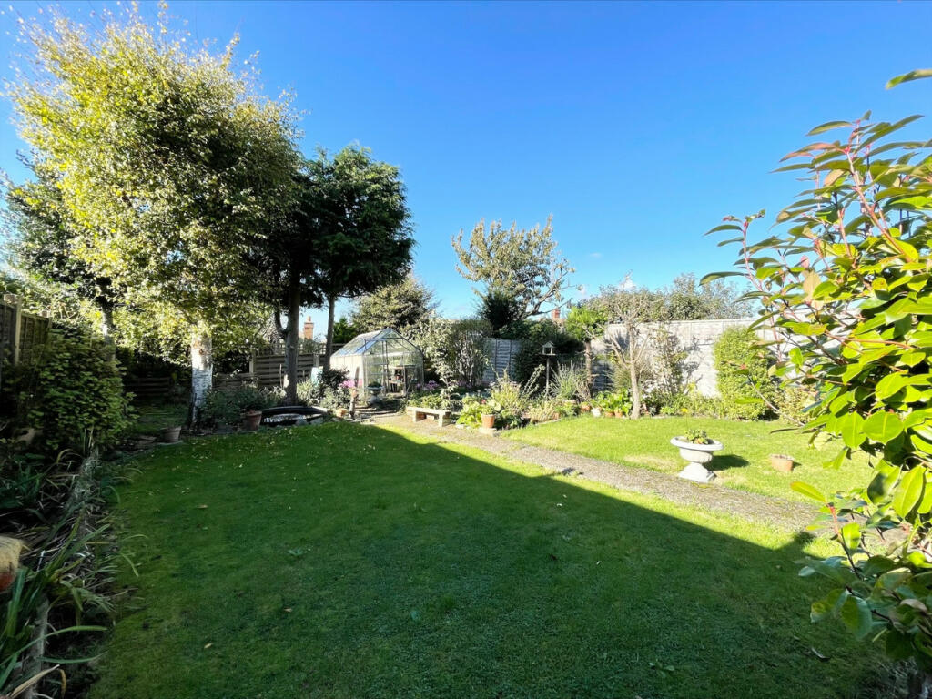 Additional image 12 of Dorset Crescent, Gravesend, DA12