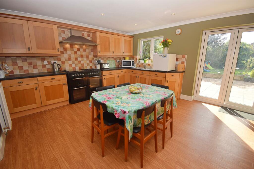 Additional image 5 of Wiggins Close, Hillmorton, Rugby