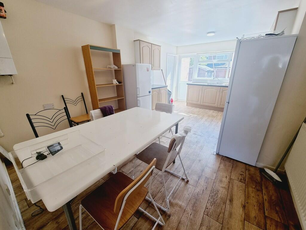 Additional image 3 of Campion Road, Leamington Spa, Warwickshire, CV32