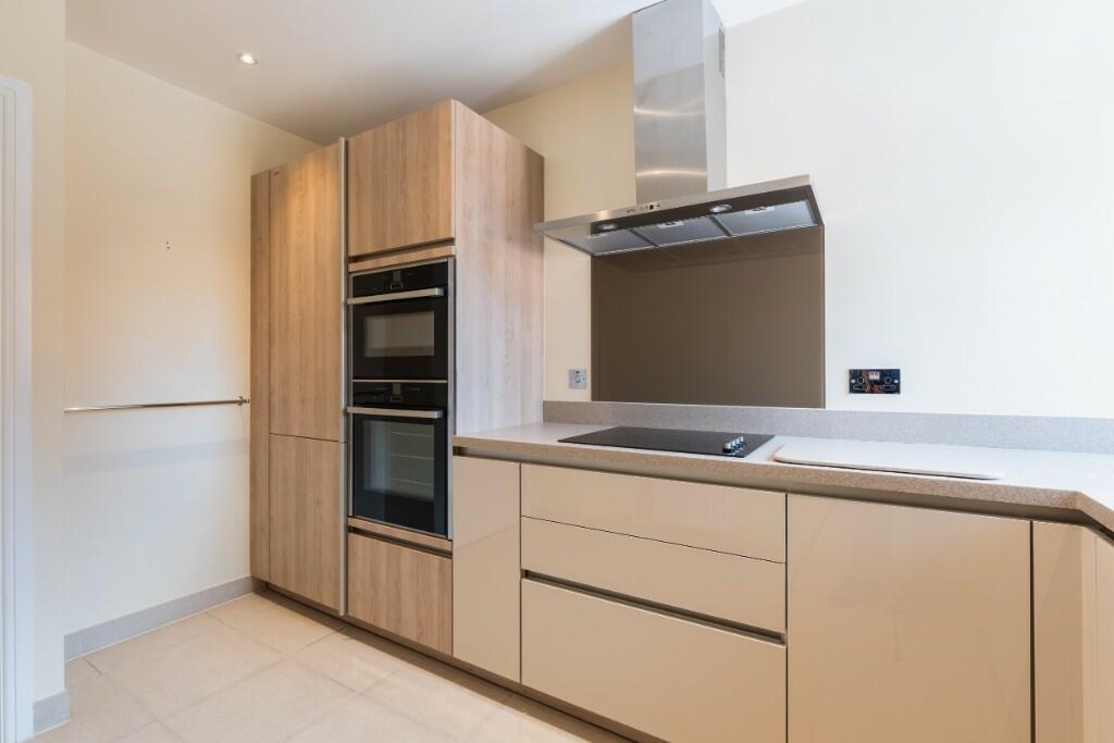 Additional image 19 of 6 Kineton Hall, Lillington Avenue, Leamington Spa, Warwickshire, CV32