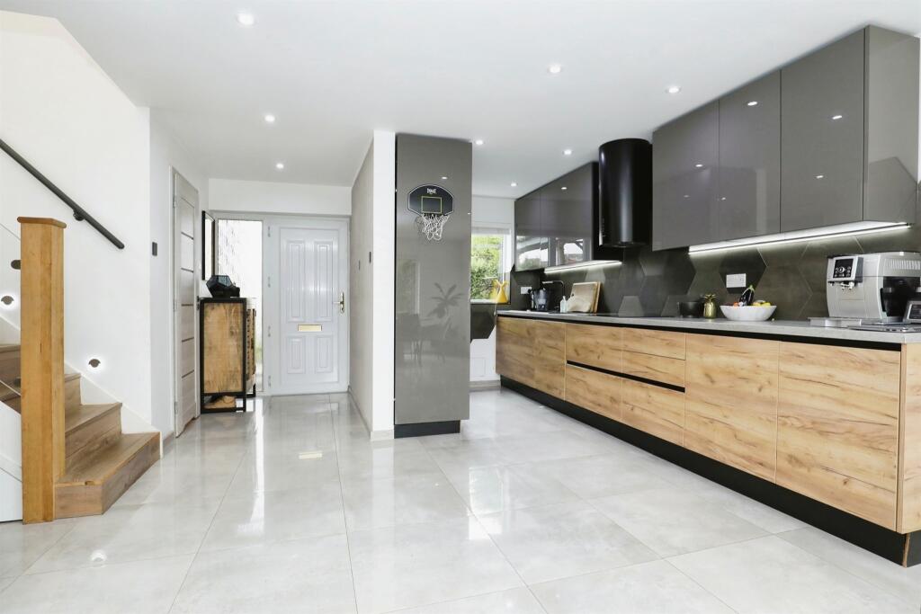 Additional image 7 of Hammerton Way, Wellesbourne, Warwick