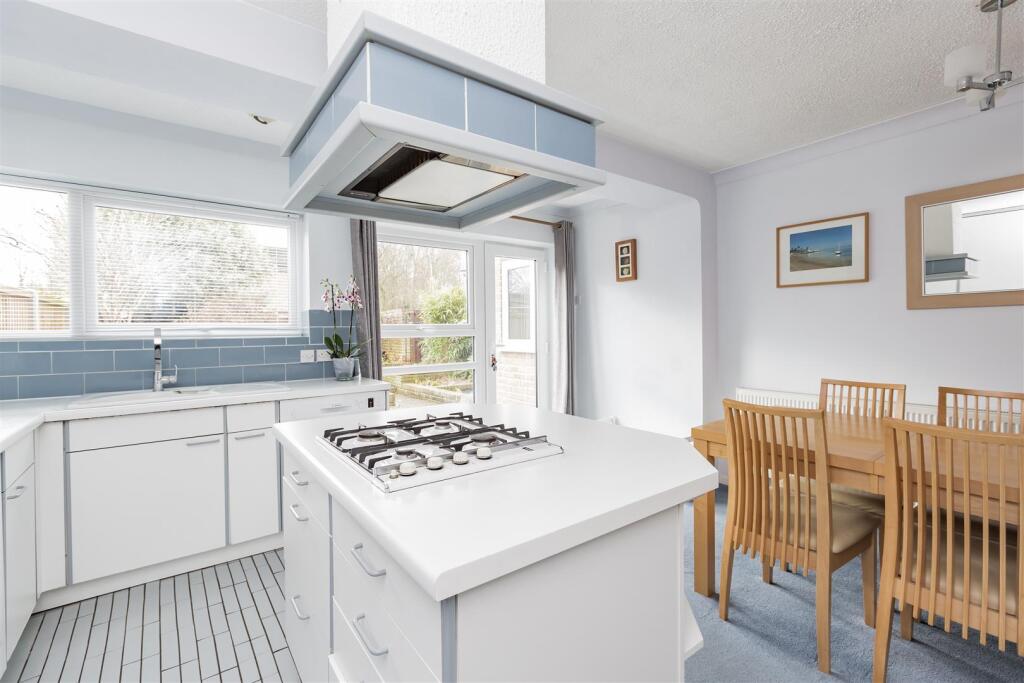 Additional image 2 of Capelands, New Ash Green