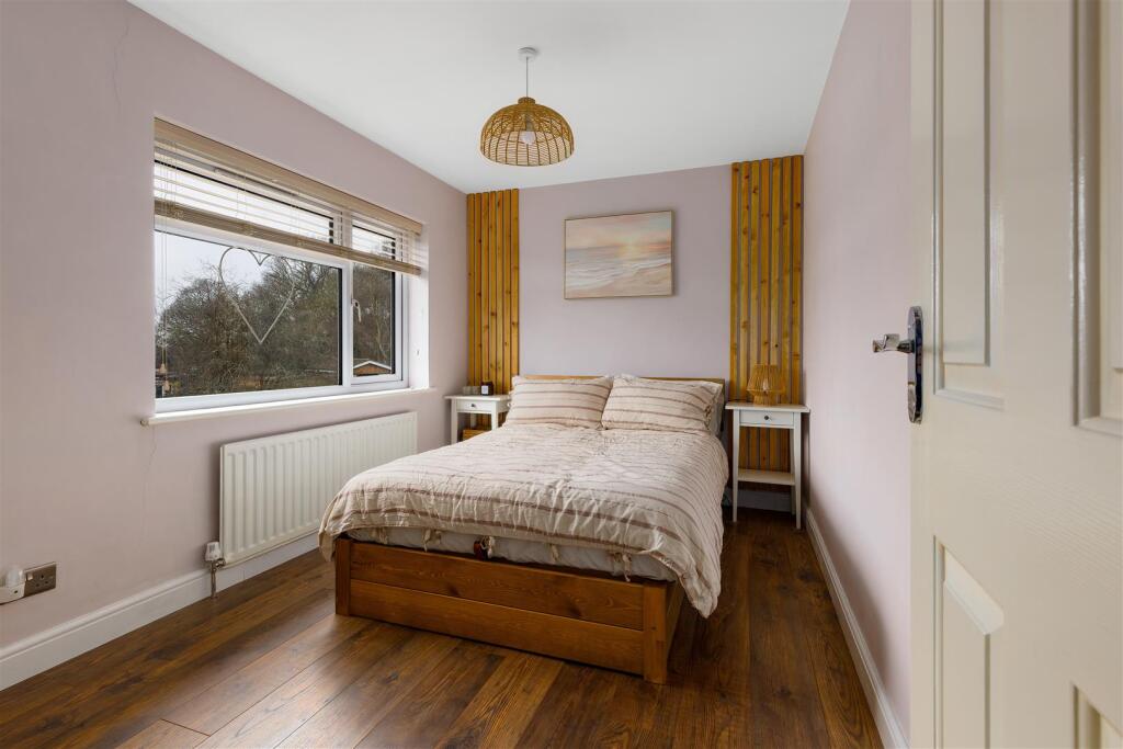 Additional image 12 of Oakwood Grove, Warwick