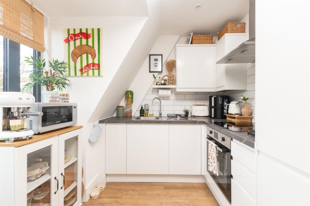 Additional image 8 of North Ash Road, New Ash Green, Longfield, Kent