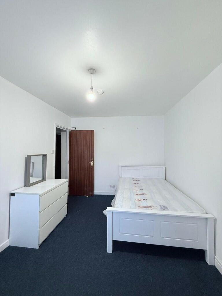 Additional image 4 of 17 A Bath Street, Leamington Spa, Warwickshire, CV31