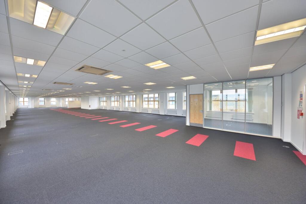 Additional image 11 of Caledonian House, Greenmarket, Dundee, DD1 4QX