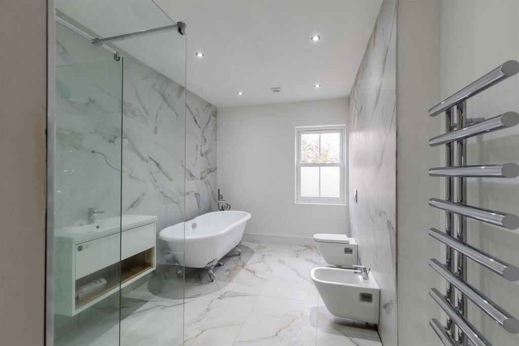 Additional image 22 of OPEN DAY: SATURDAY 15 FEBRUARY BETWEEN 10AM - 1PM. 3 The Mayfair, Audlem Road, Woore