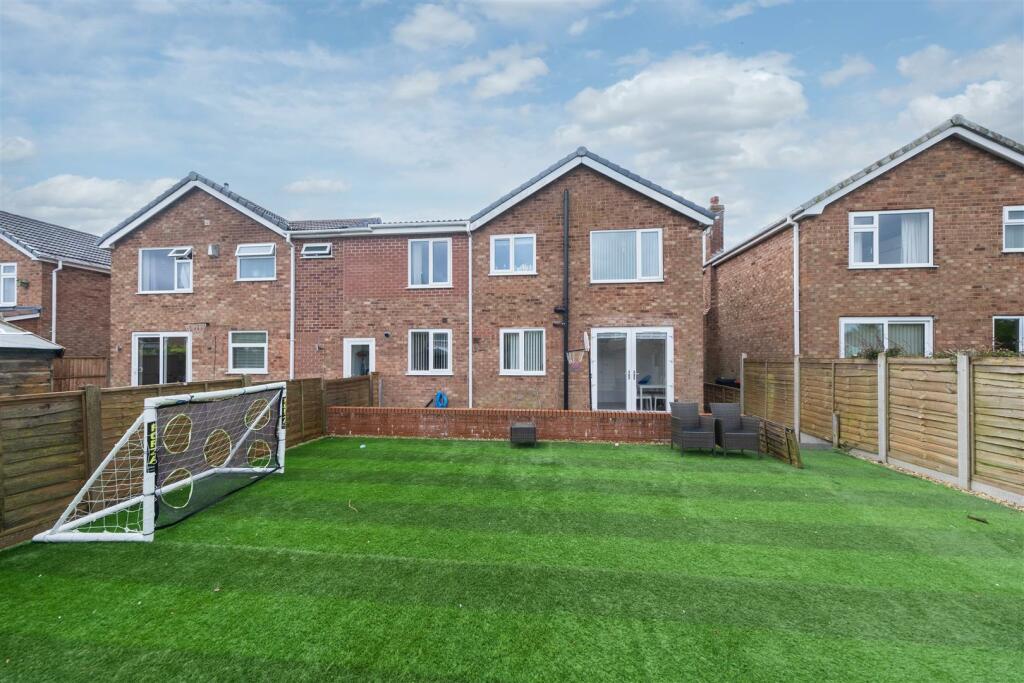Additional image 30 of Yew Tree Drive, Barnton, Northwich