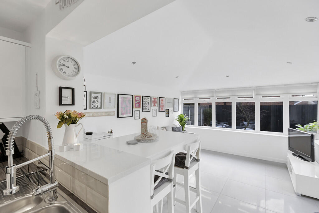 Additional image 19 of Leven Avenue, Winsford