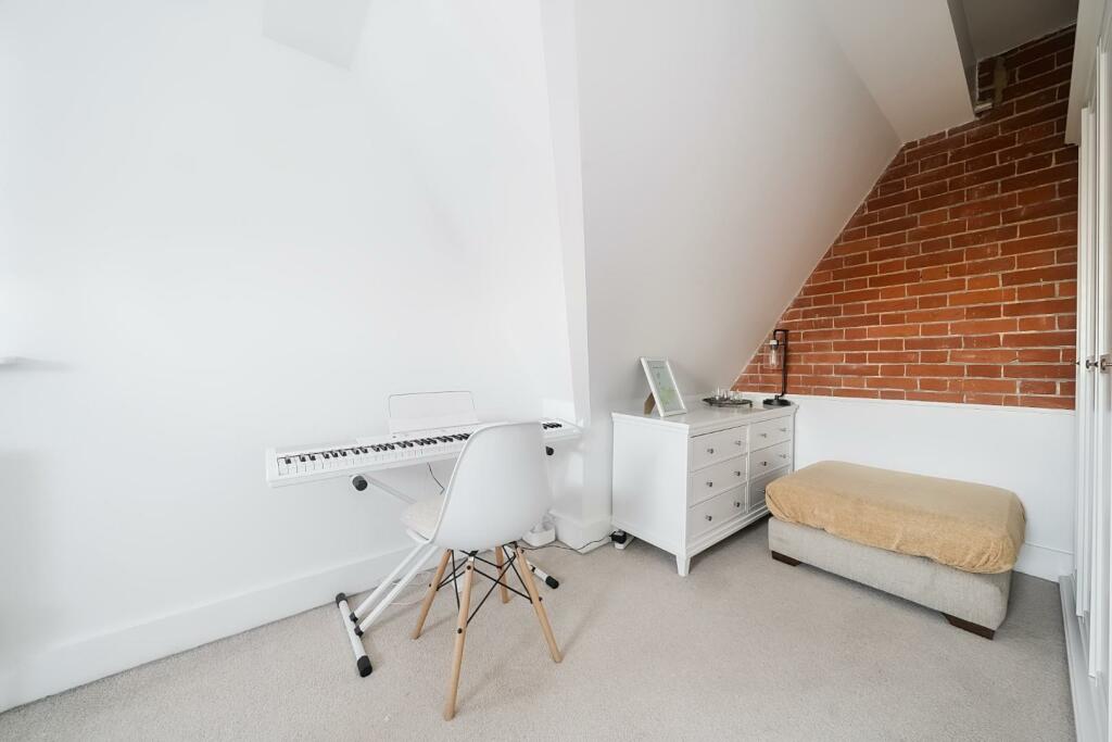 Additional image 8 of Godfrey Gardens, Chartham, Canterbury CT4