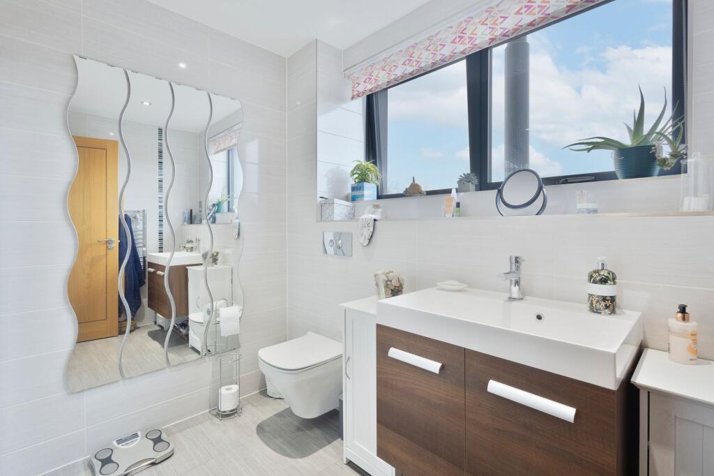 Additional image 13 of Court Road, Hythe, CT21