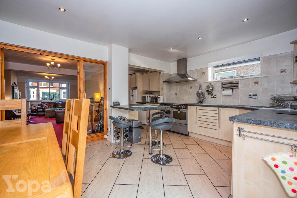 Additional image 24 of Wrotham Road, Meopham, DA13