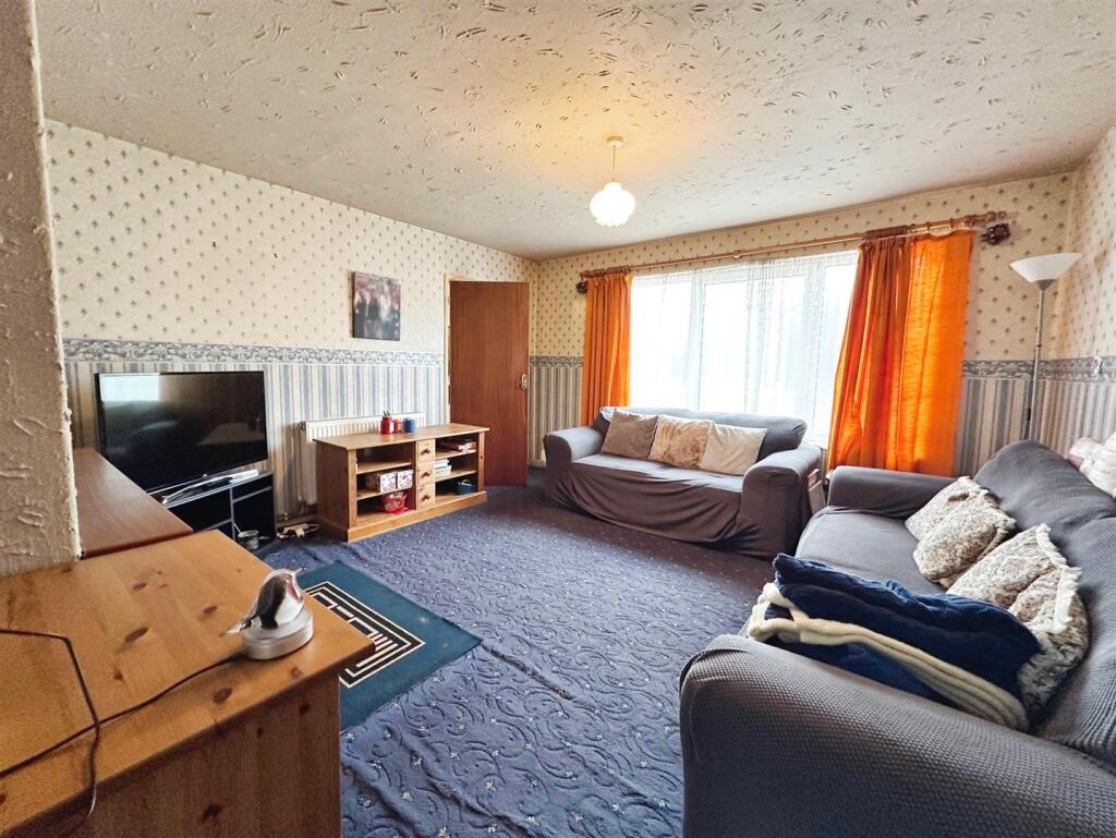 Additional image 2 of Watersfield Gardens, Leamington Spa