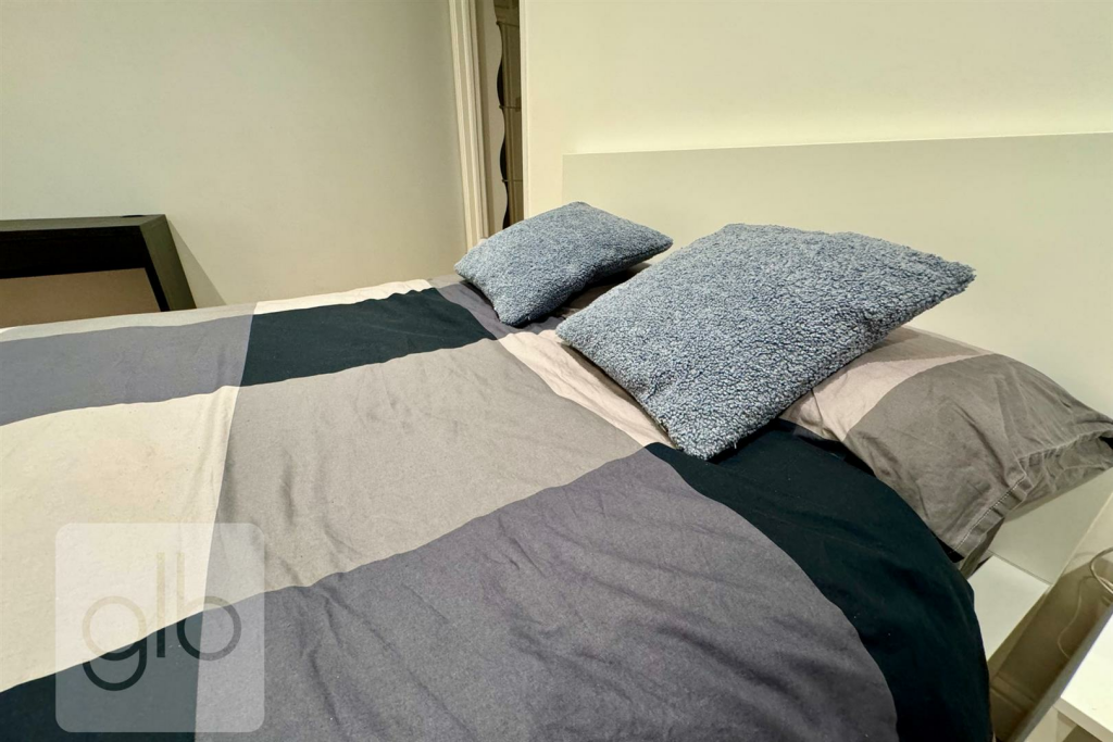 Additional image 4 of Binswood Avenue, Leamington Spa