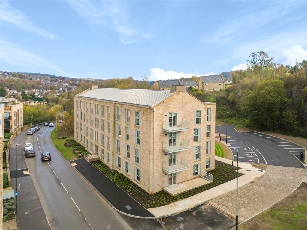 Additional image 8 of Stoneworks Place, Matlock Spa, Matlock