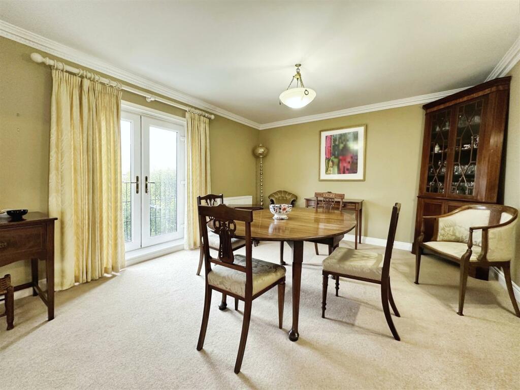 Additional image 8 of Russell Terrace, Leamington Spa