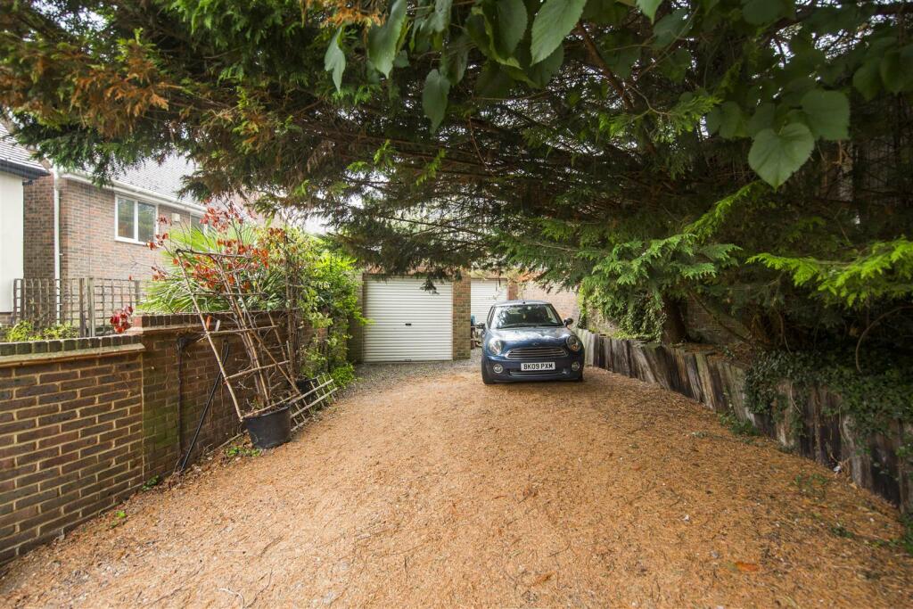 Additional image 11 of London Road, Farningham