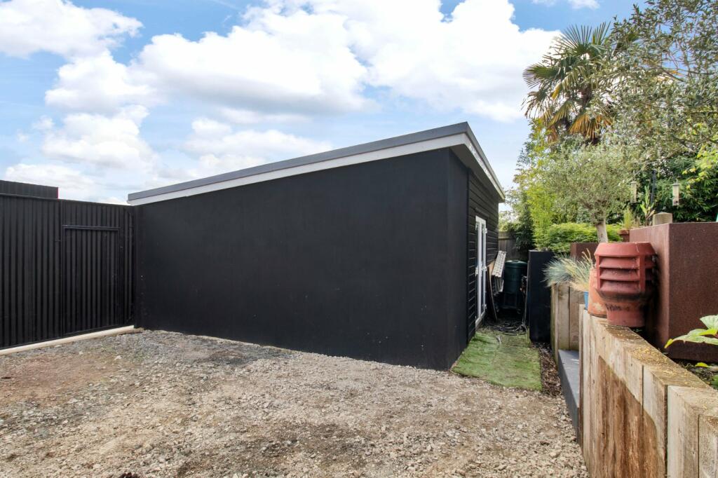 Additional image 20 of Tennyson Walk, Northfleet, Gravesend, Kent, DA11