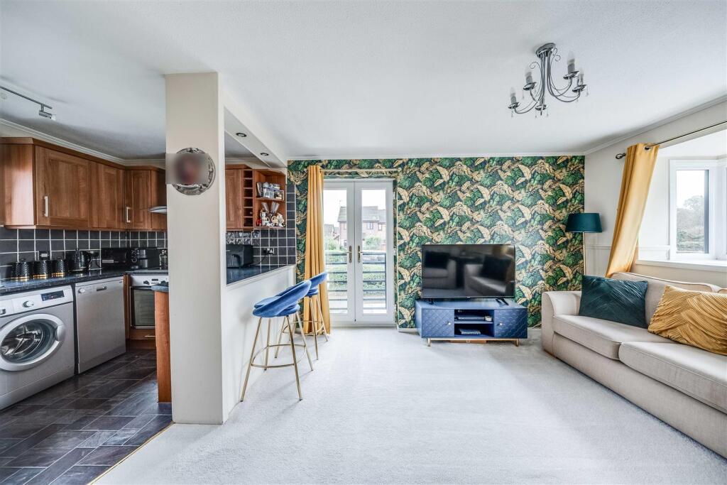 Additional image 20 of Woodfall Drive, Crayford