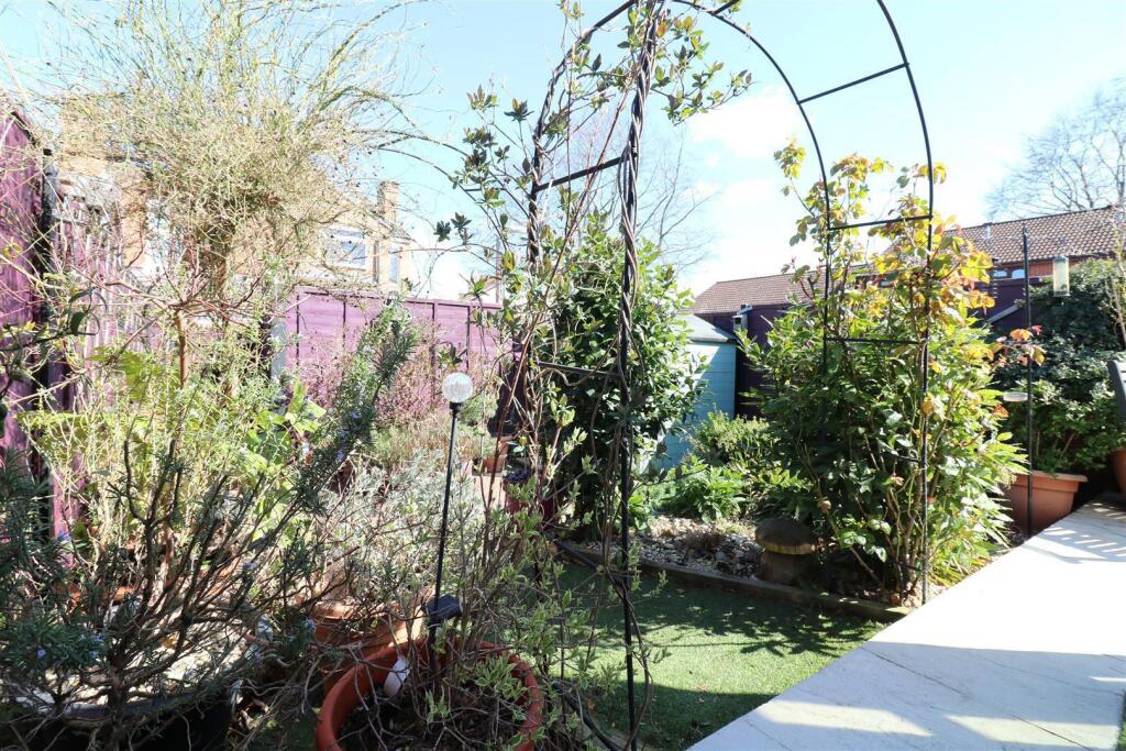 Additional image 13 of William Tarver Close, Warwick