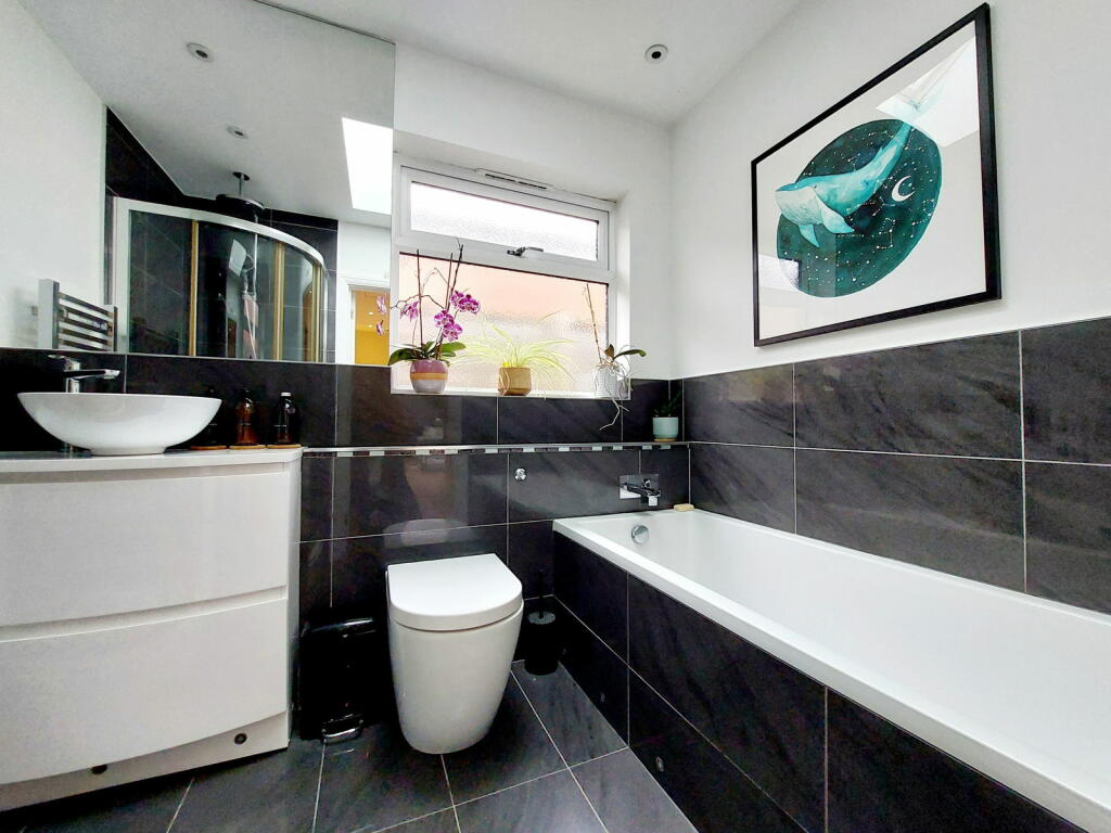 Additional image 16 of Crown Lane, Shorne, Gravesend, DA12 3DY