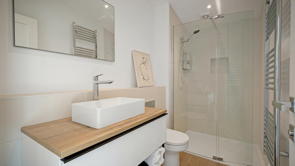 Additional image 22 of Riverside Off Tiddington Road, Stratford Upon Avon, Warwickshire. CV37 7BD