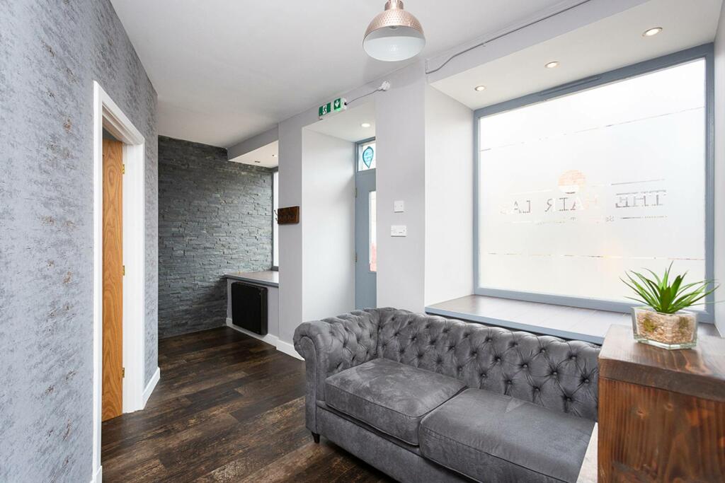 Additional image 17 of 21/23 Reform Street, Kirriemuir, DD8 4BS