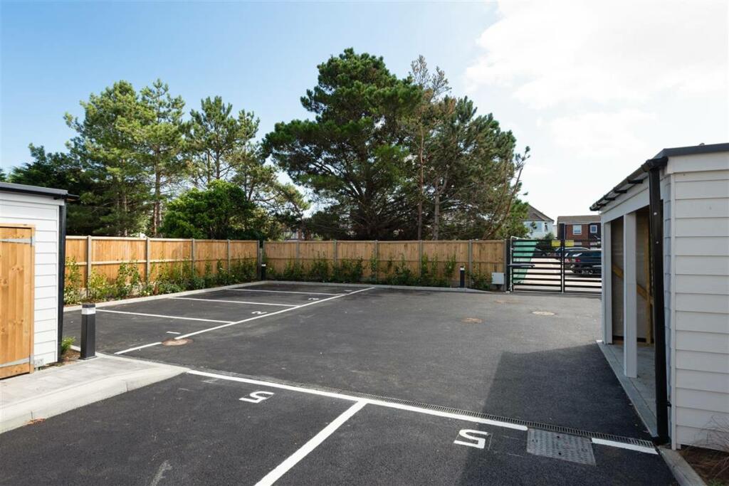 Additional image 14 of Marine Parade, Tankerton, Whitstable